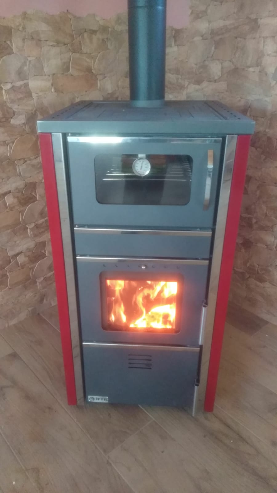 Hidro Cocina de Leña con Horno Modelo STAR 34 Kw: 2.599,36 €